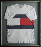T-shirt, Tommy Hilfiger, inlijsten